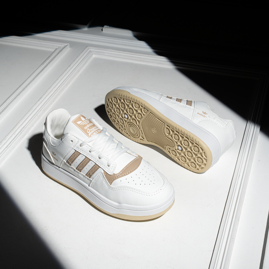 ADIDAS DO7 Premium Sneakers