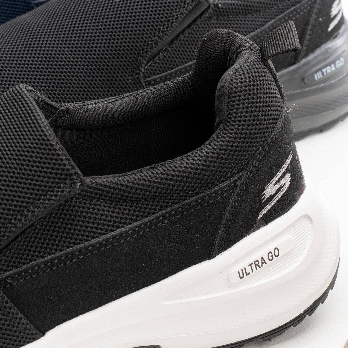 Skechers Supportive Footwear – Goodyear Sole & Foam Insole
