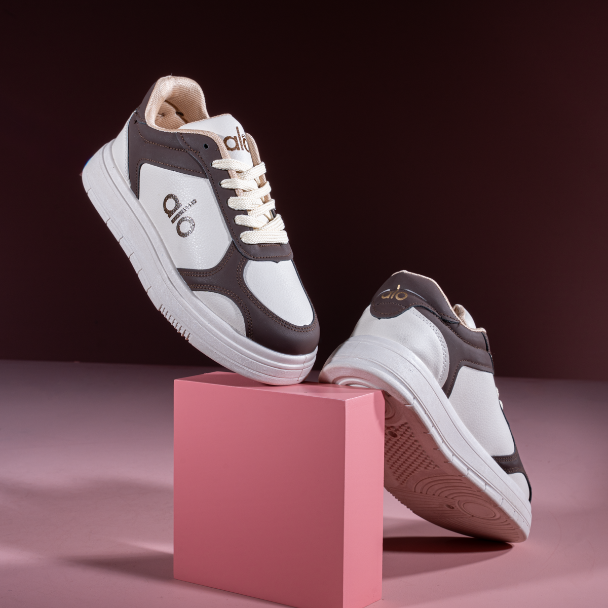 ALO Everyday Sneakers