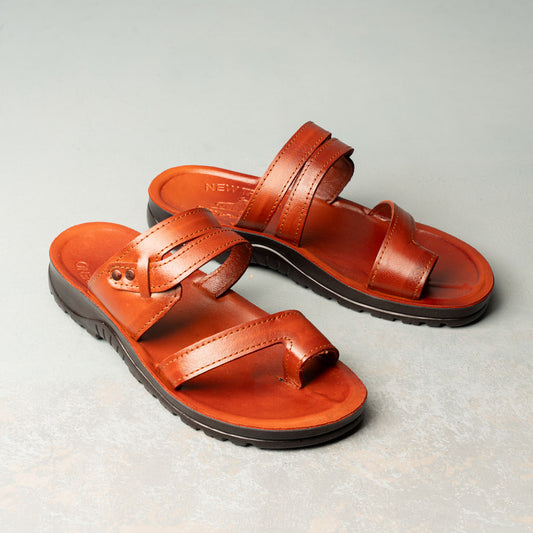 100% Leather Men’s Slippers – Insulated & Durable