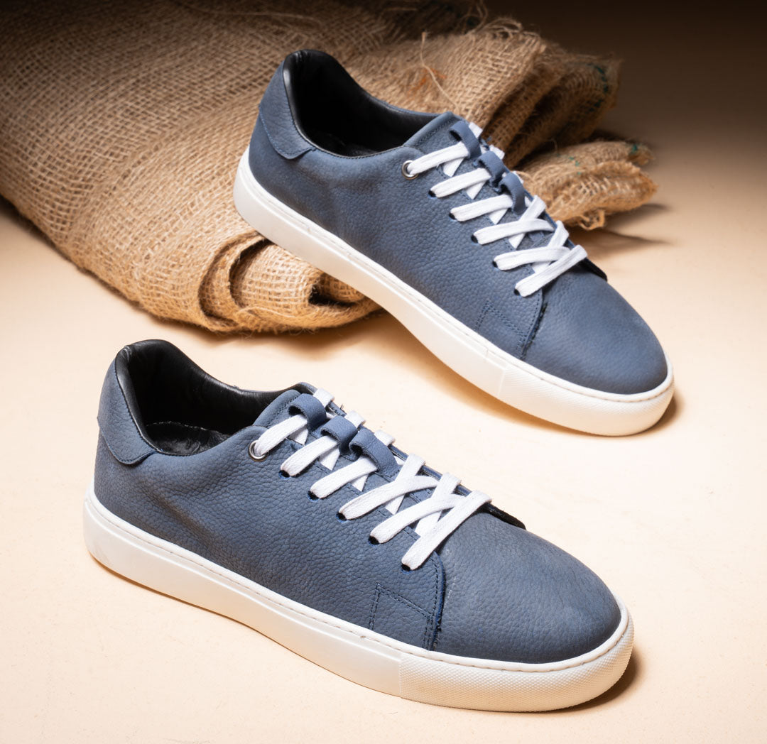 Men's Classic Fit Comfort Sneakers