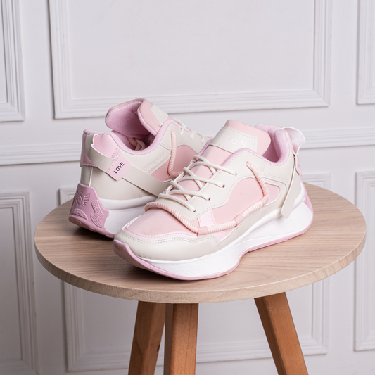 Urban Chic Women’s Sneakers
