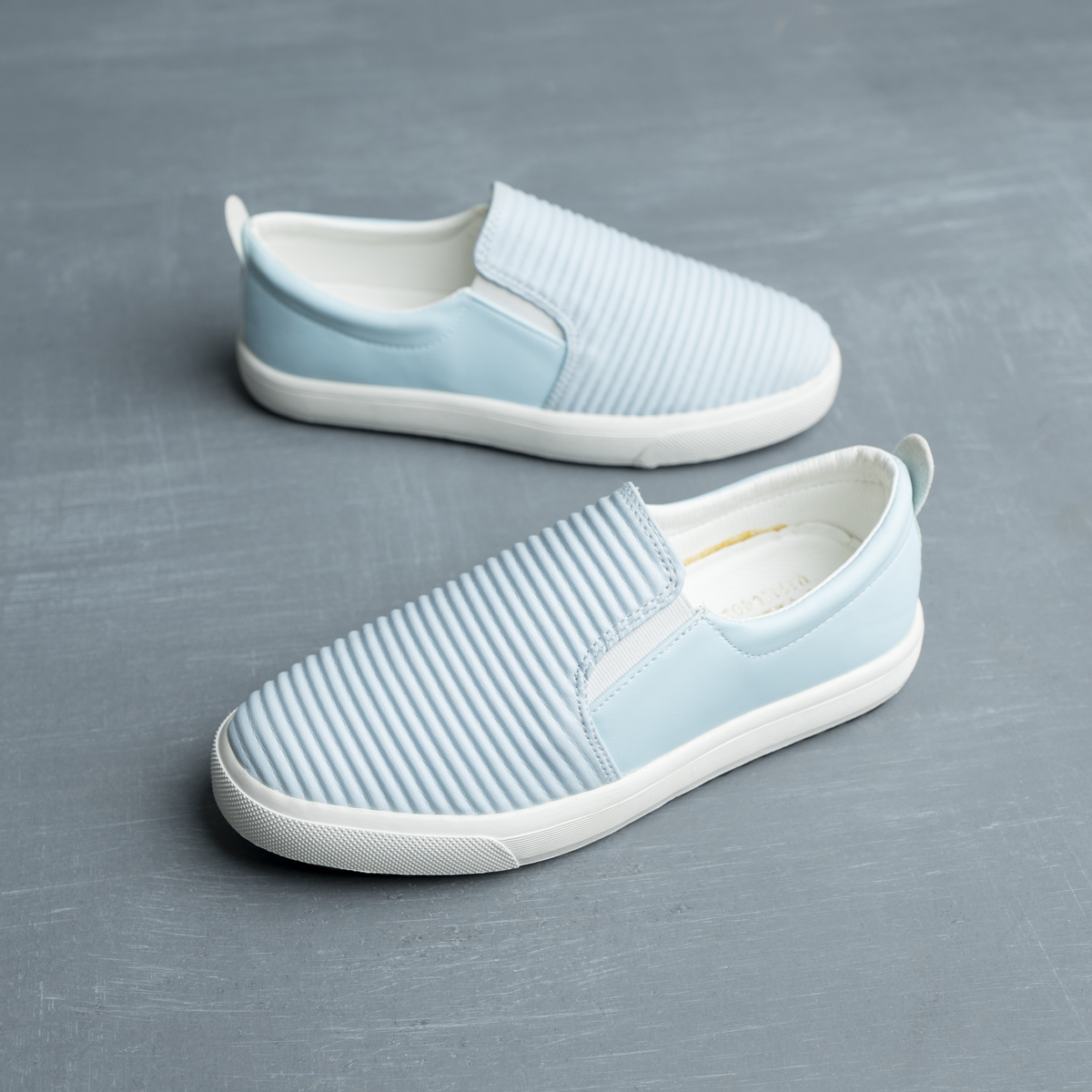 Women’s Stylish Leather Slip-On