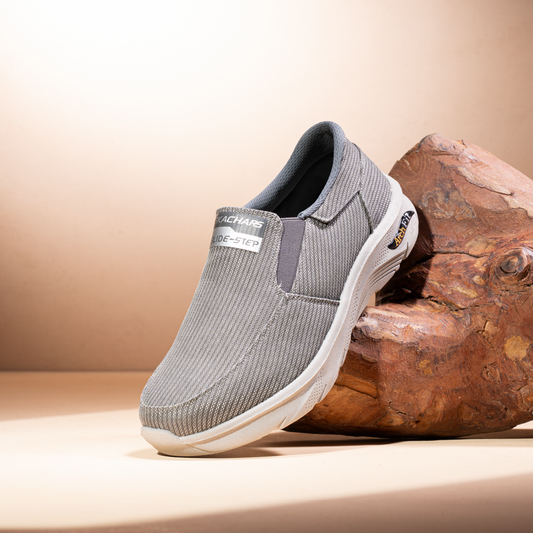 Skechers Glide Step – Lightweight Comfort
