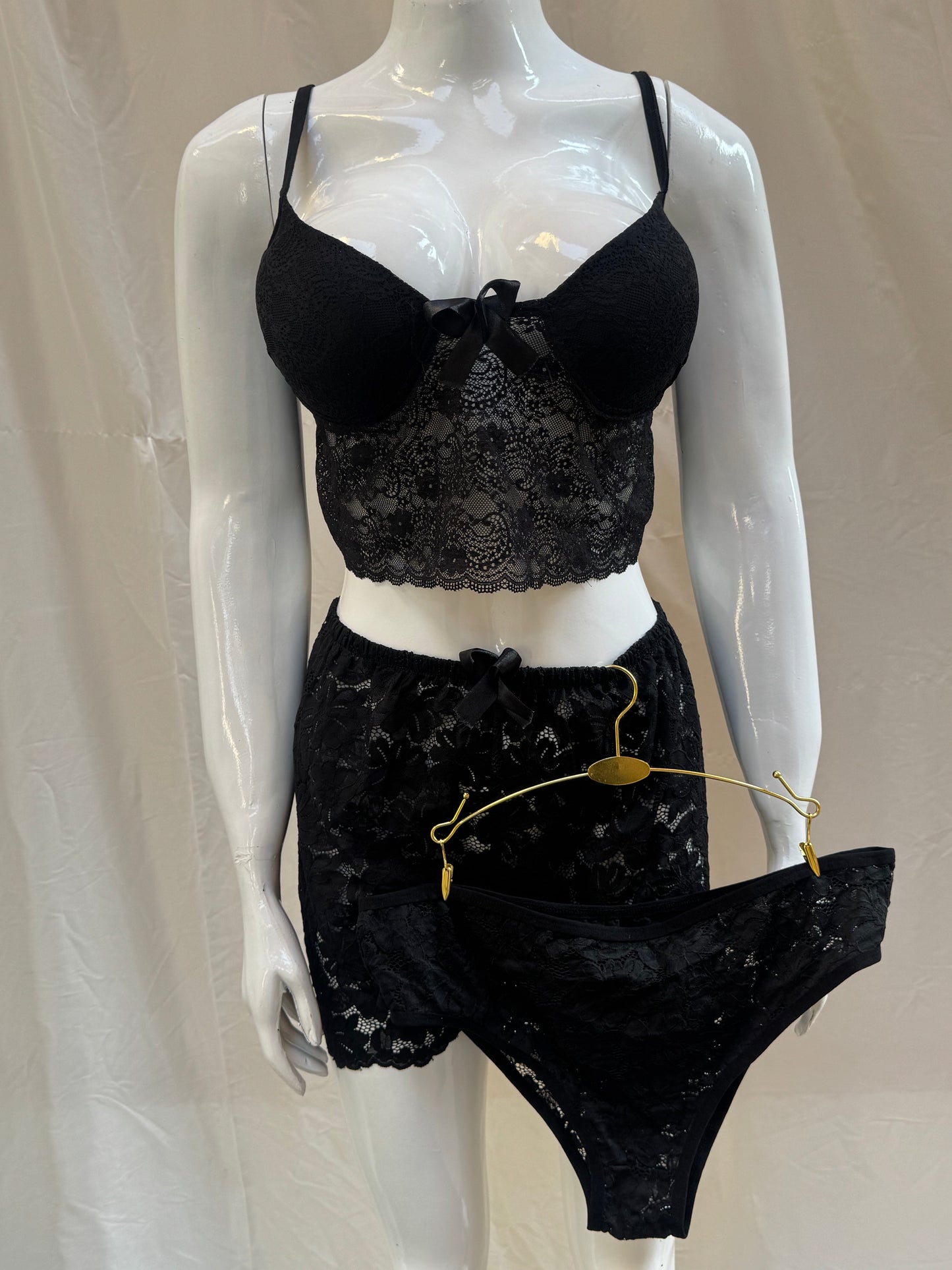 3-Piece Soft Lounge Set – Bralette, Shorts & Panty