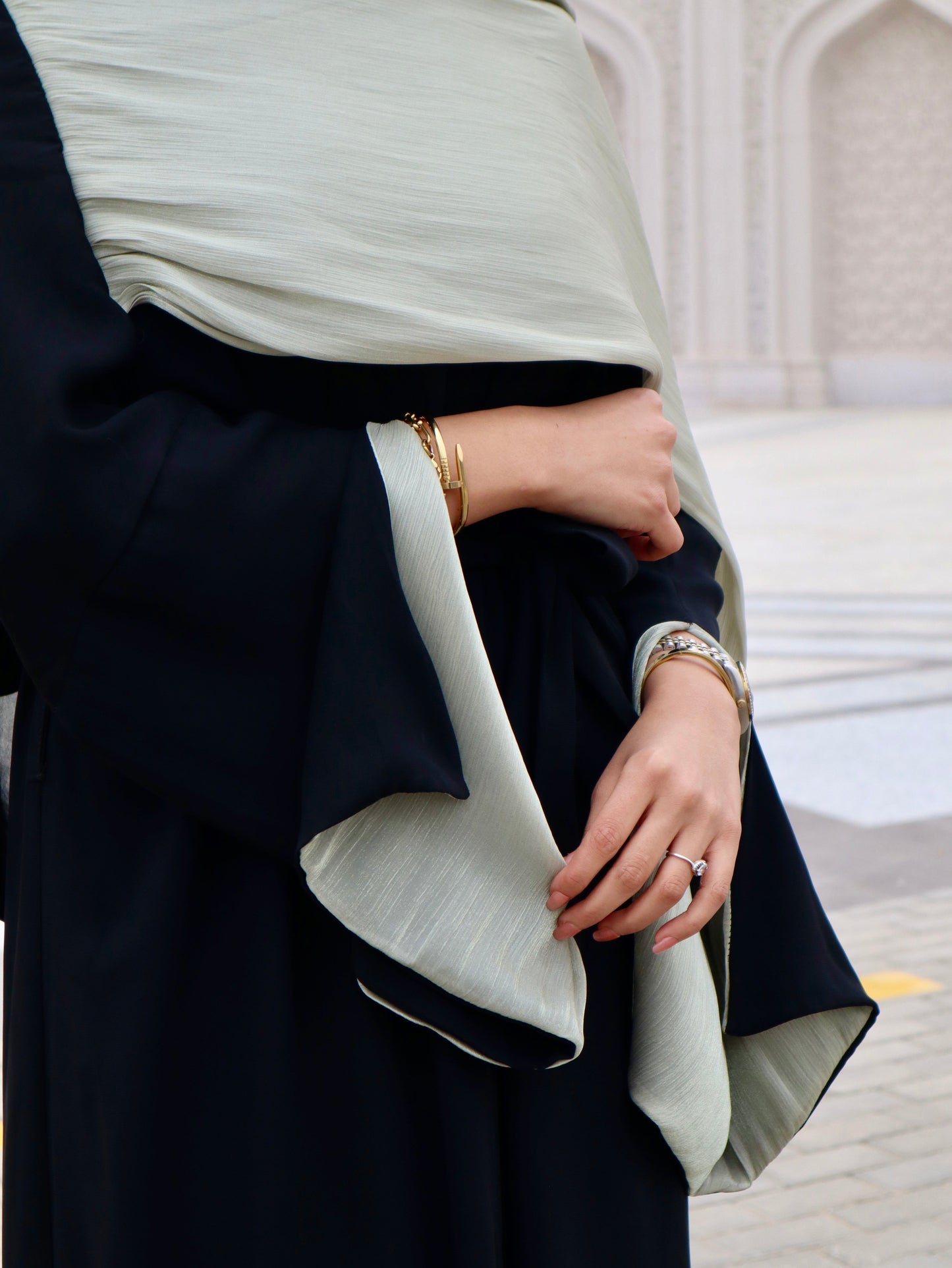 Elegant Open Abaya with Organza Shawl