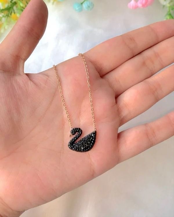 Elegant Black Swan Necklace