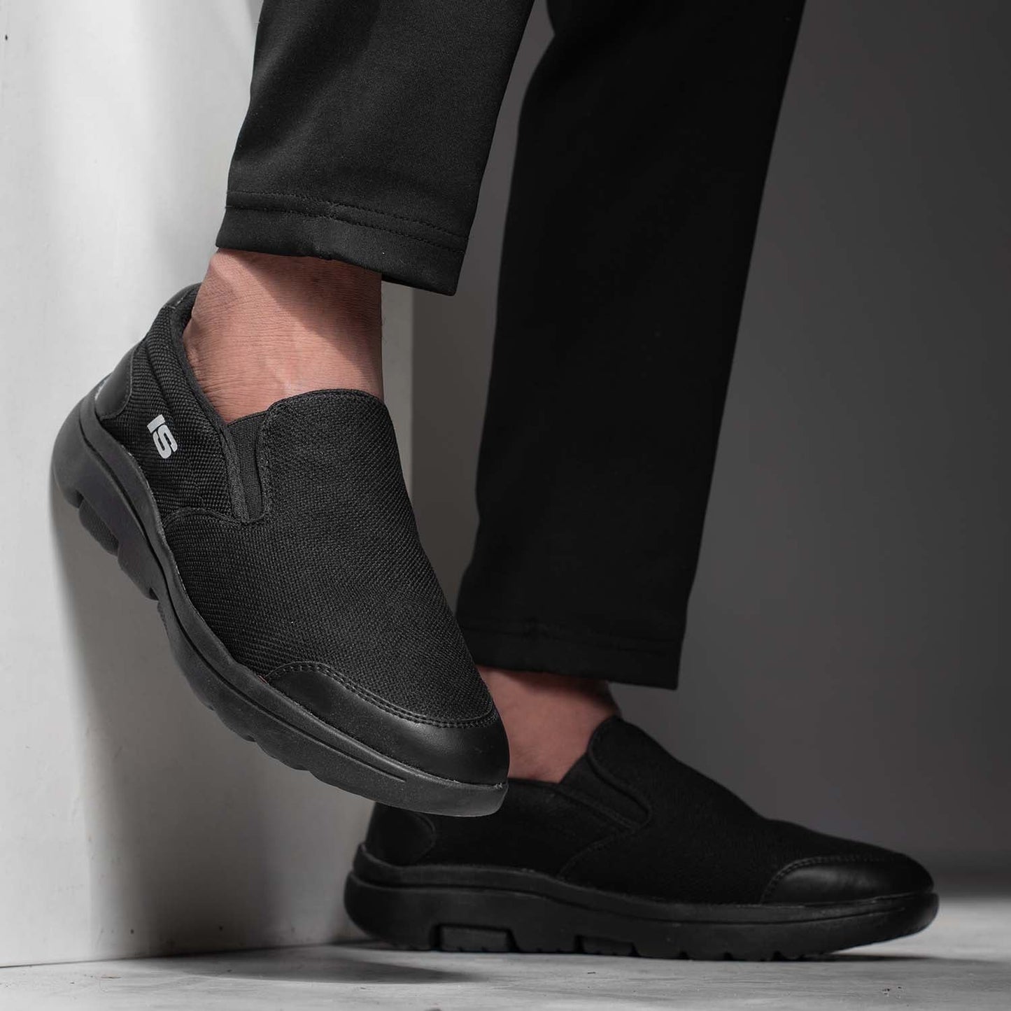 Sporty Comfort Sneakers