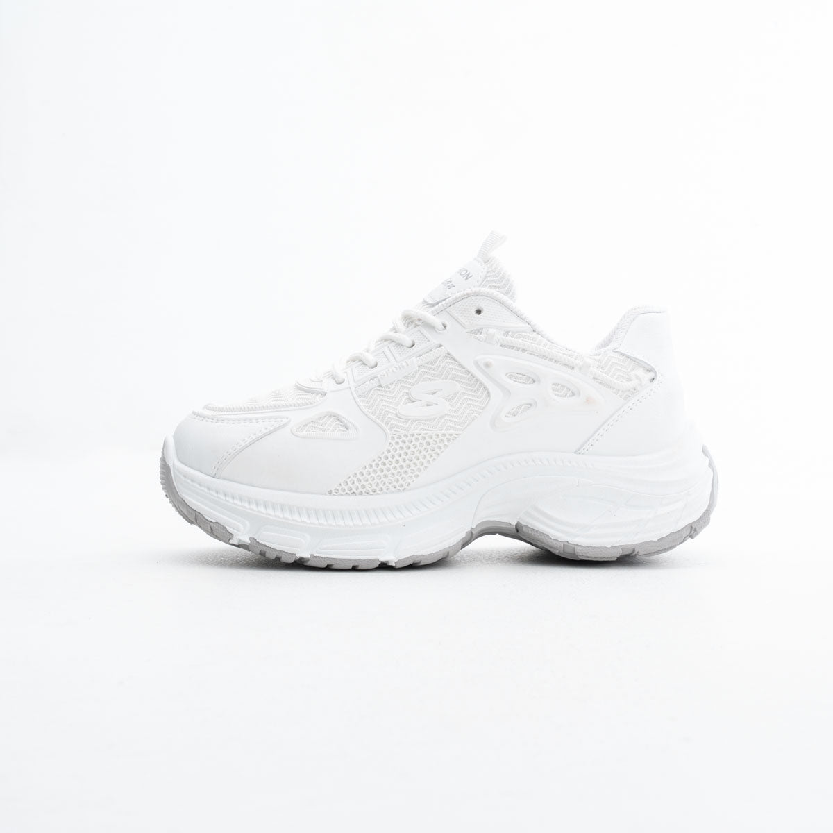 Women’s Stylish Daily Sneakers