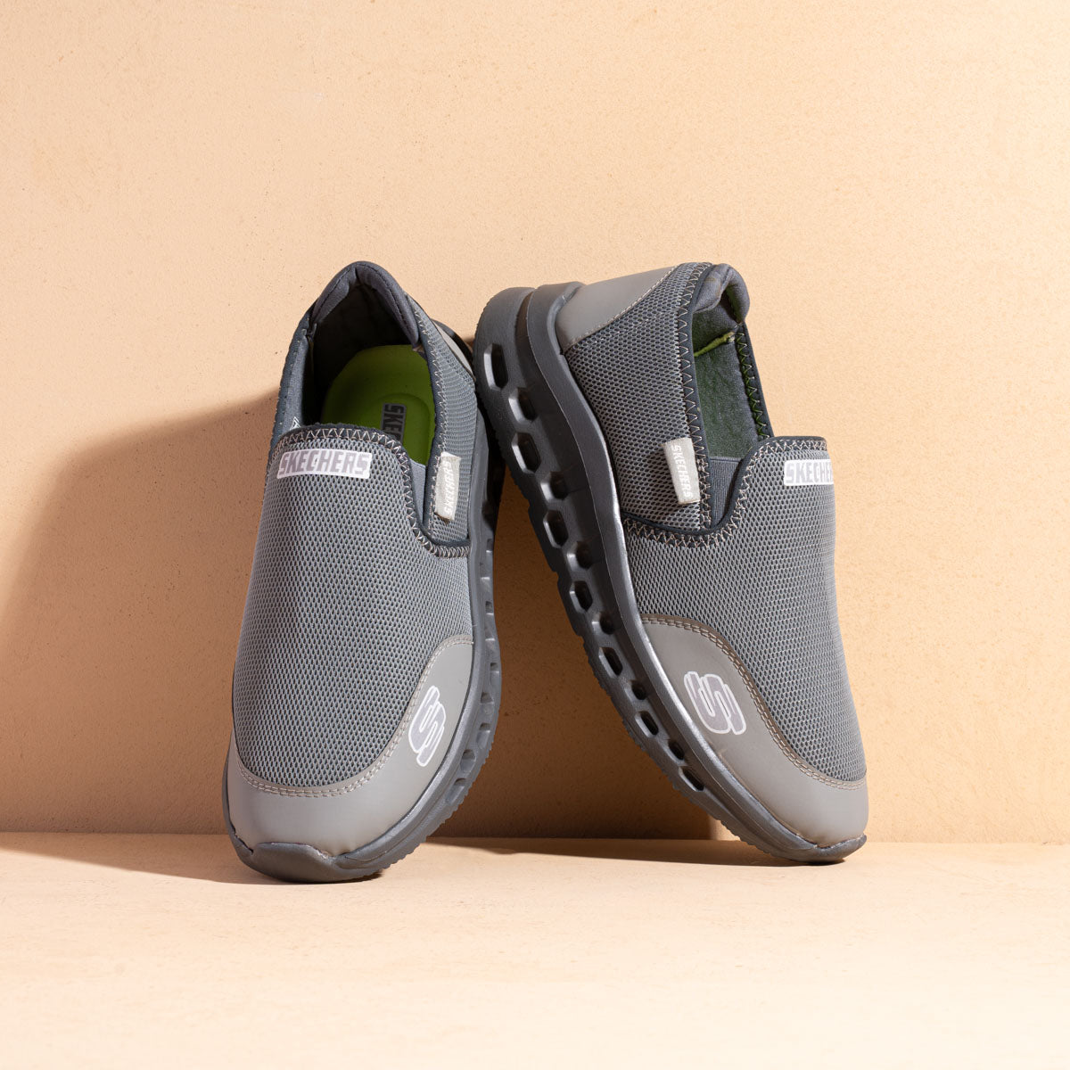 AeroStep Men’s Foam Sneakers