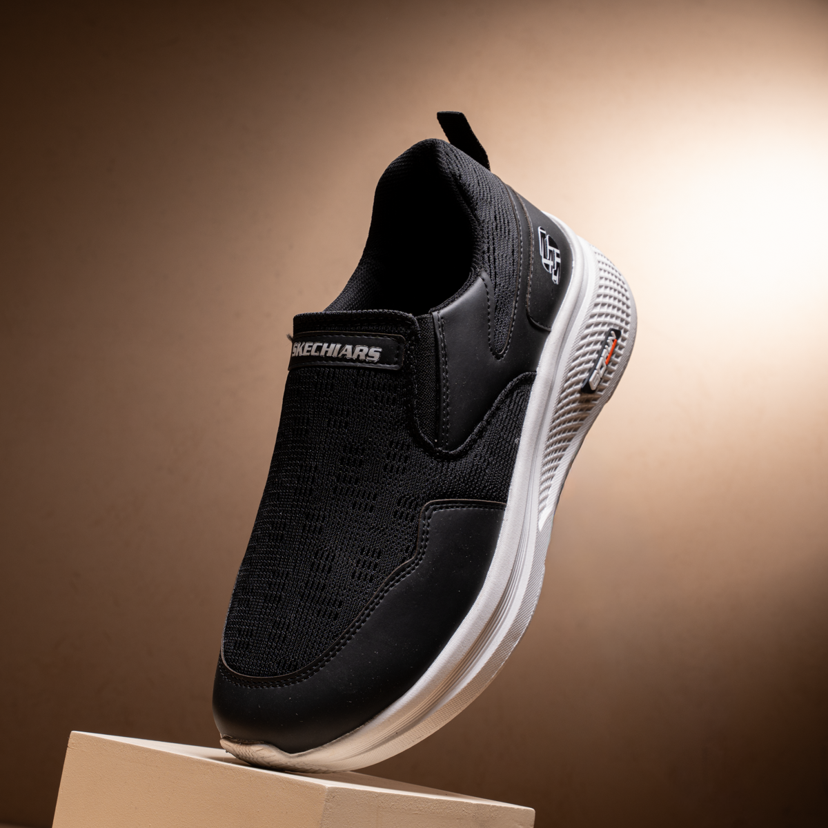 Skechers Kan Lightweight Sneakers
