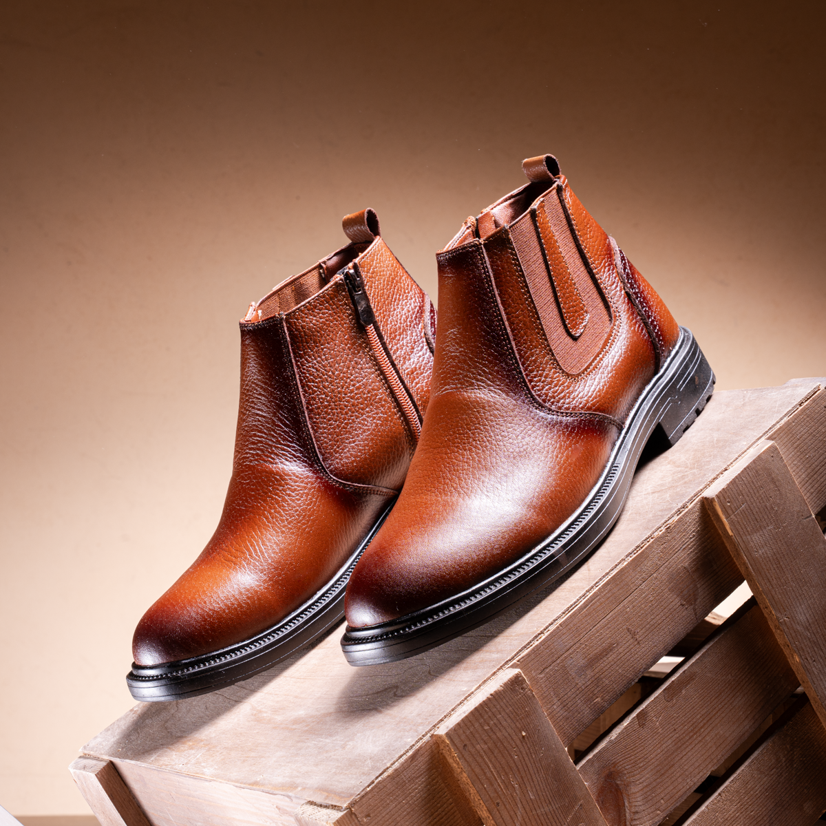 Men’s Crushed Leather Half Boot