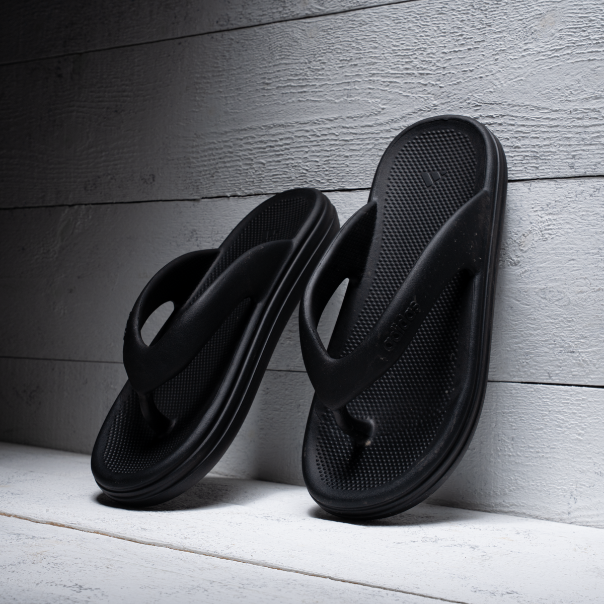 Adidas Men's Toe-Strap Slide