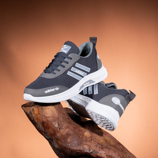 Adidas Men’s Lightweight Sneakers