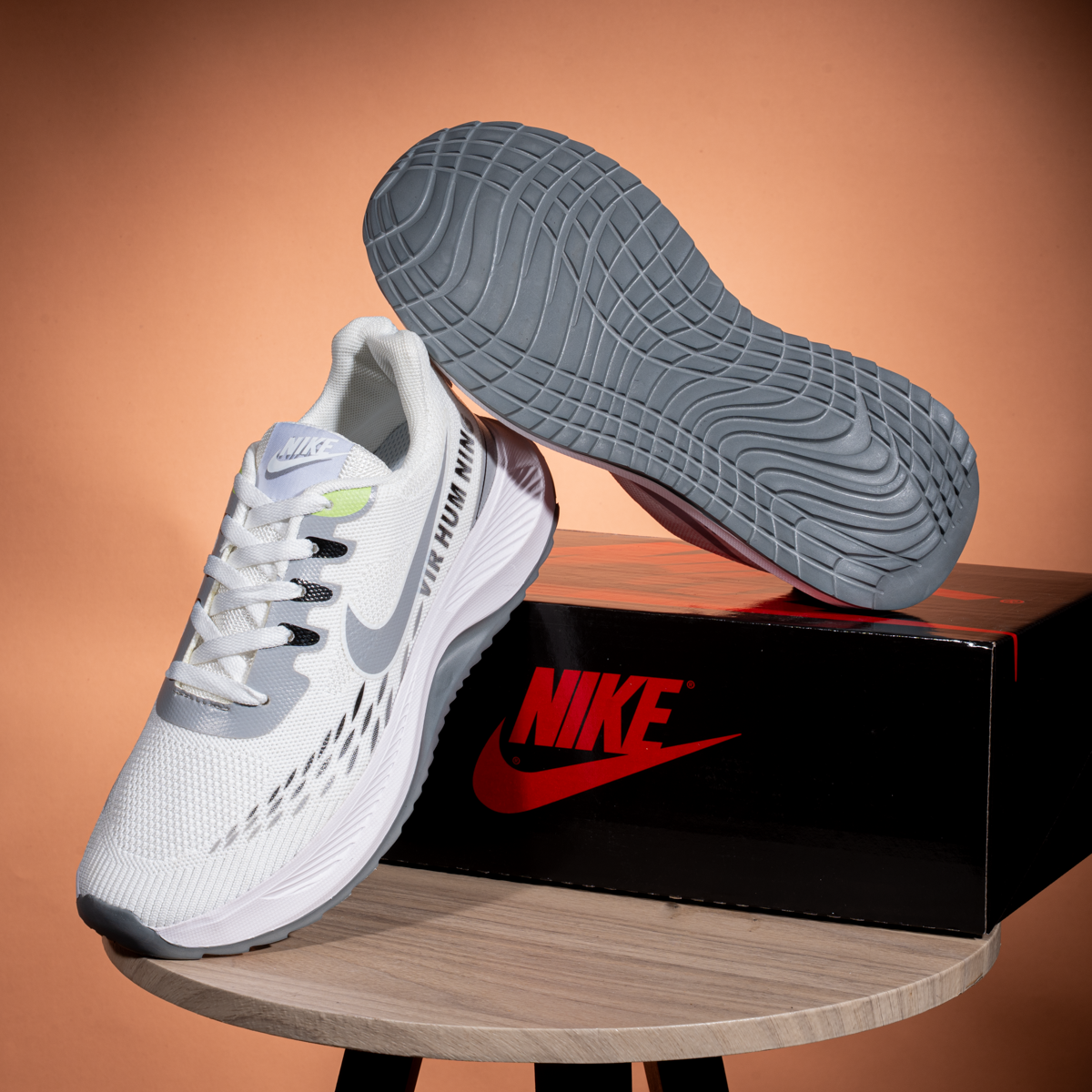 Men’s Nike Lightweight Running Shoes