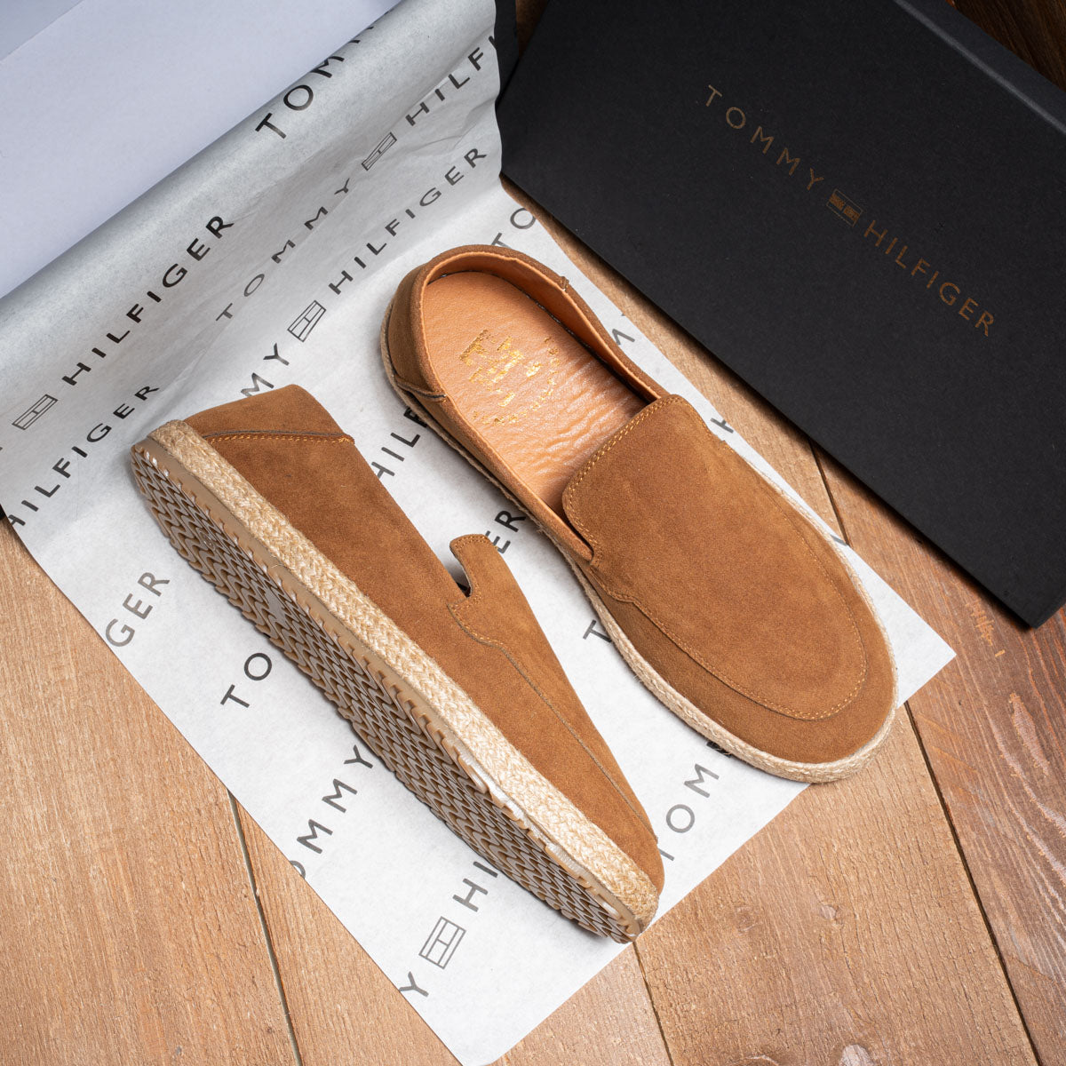 Tommy Smart-Casual Suede Shoes