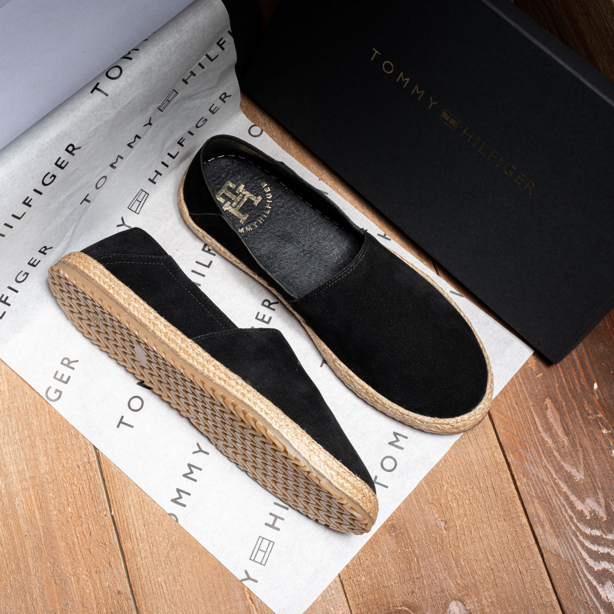 Versatile Men’s Suede Footwear – Tommy