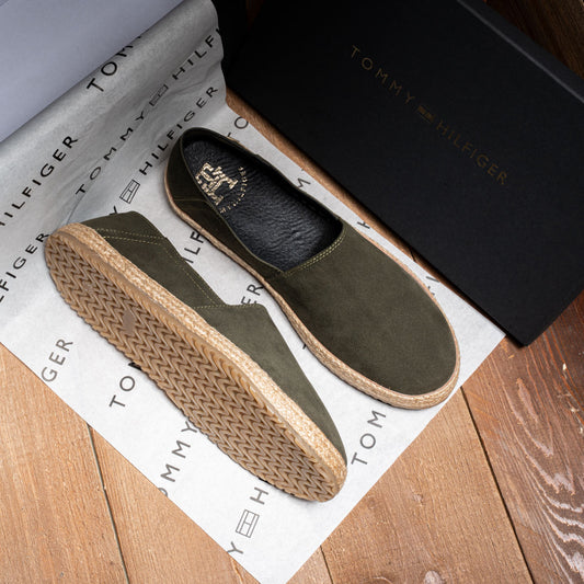 Versatile Men’s Suede Footwear – Tommy