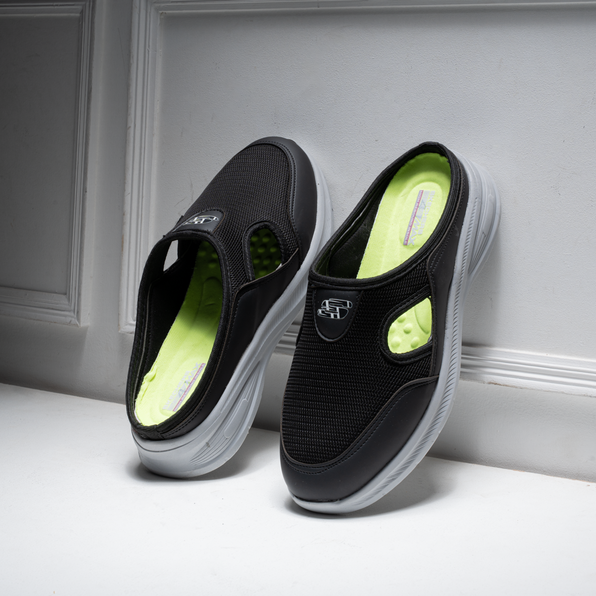 Men's Slip-On Mule Sneaker