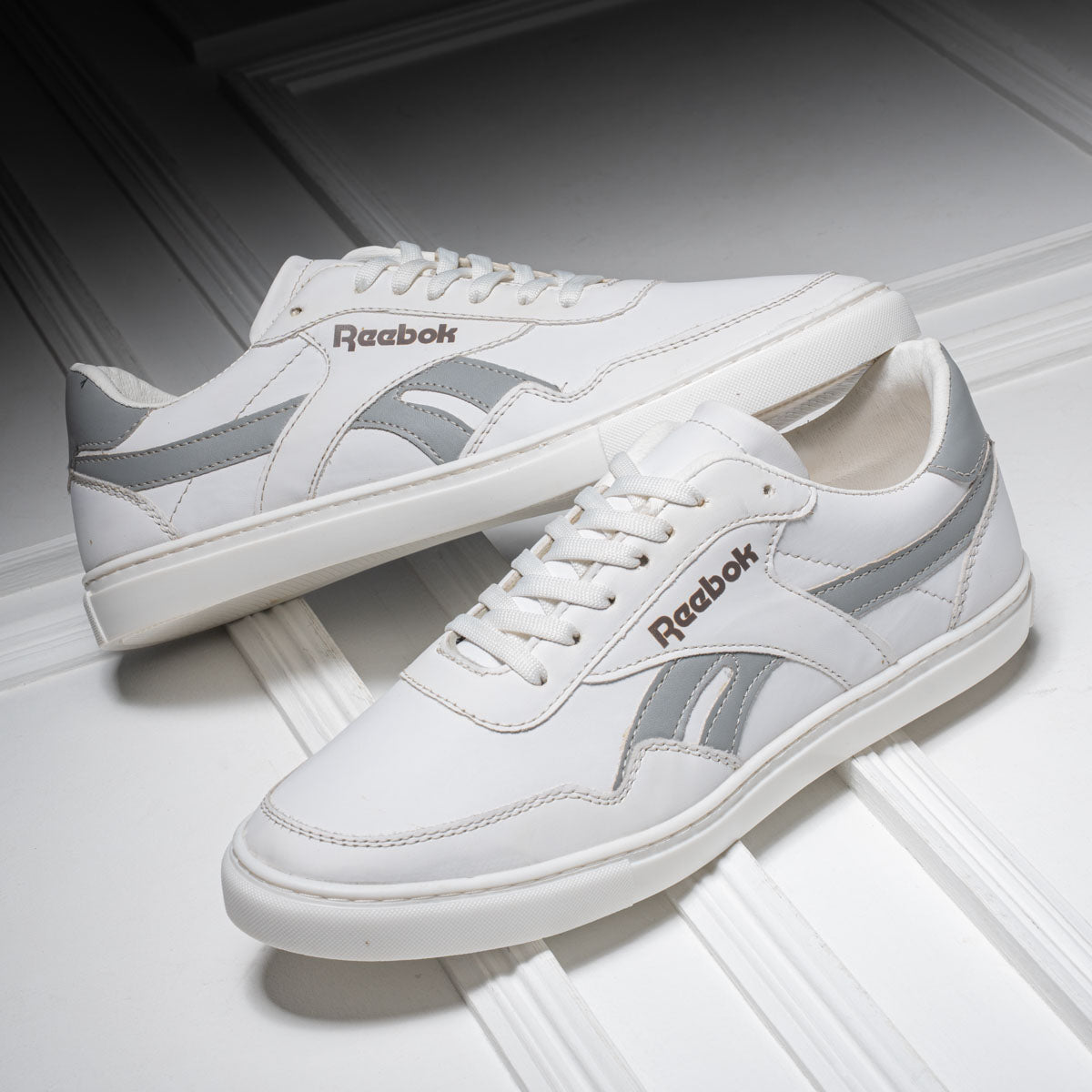 REEBOK Durable Leather Flat Shoes for Men
