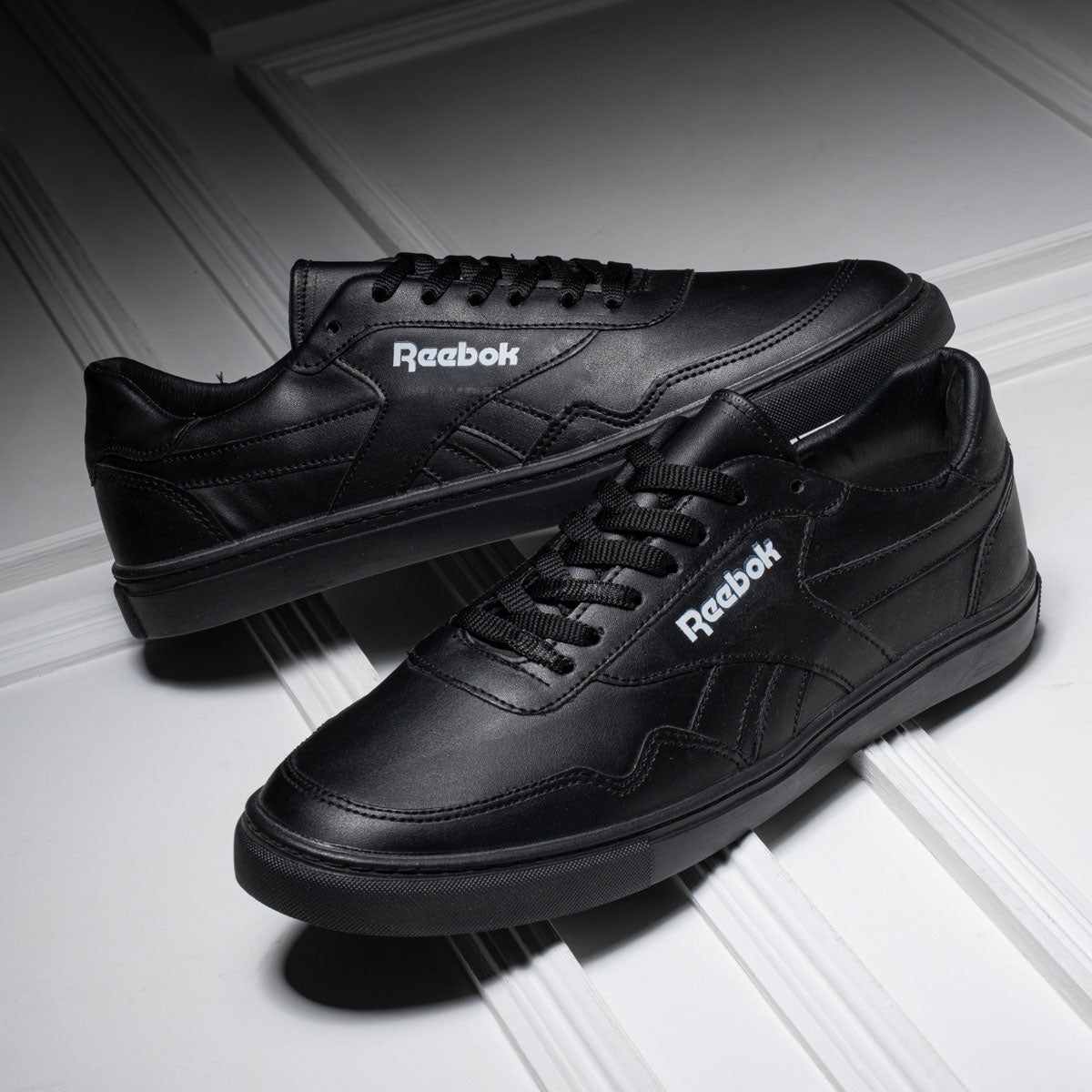 REEBOK Durable Leather Flat Shoes for Men