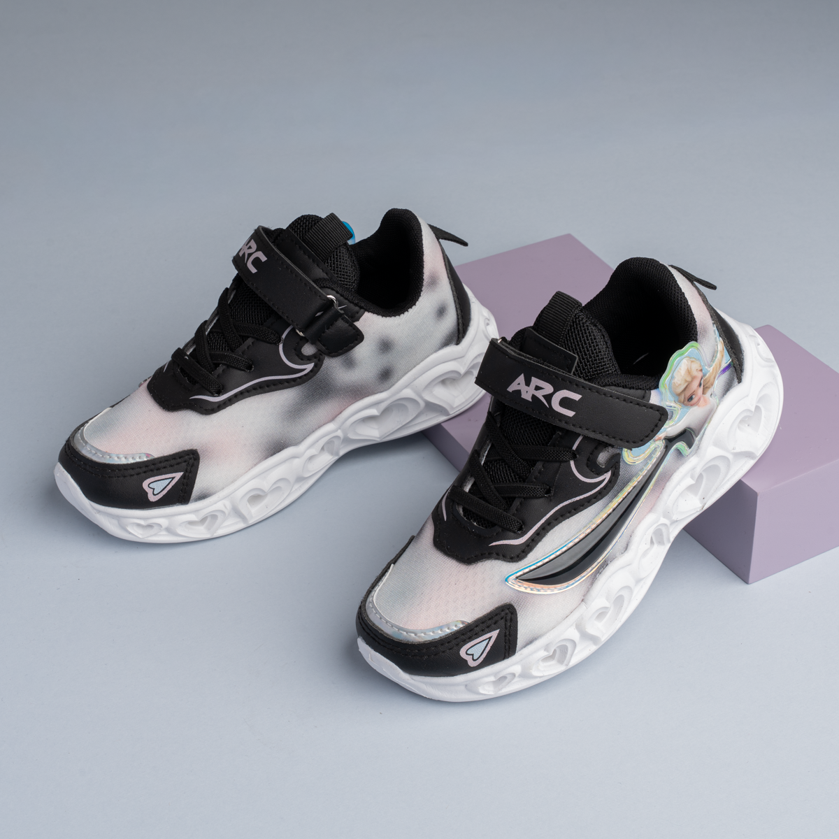 Arc Kids’ Lightweight Sneakers