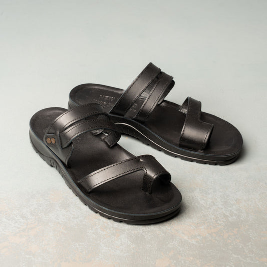 100% Leather Men’s Slippers – Insulated & Durable