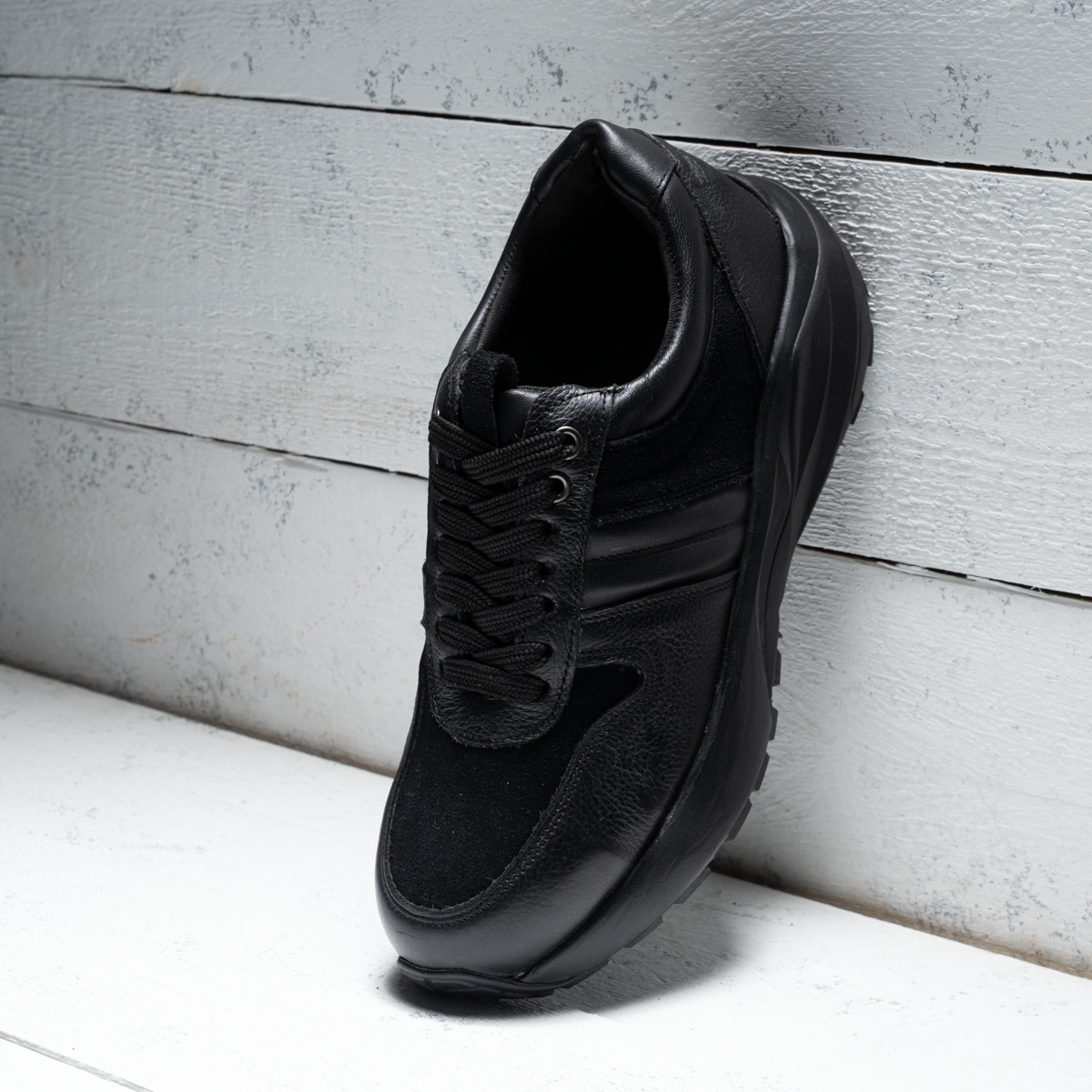 Men's Leather Suede Sneaker