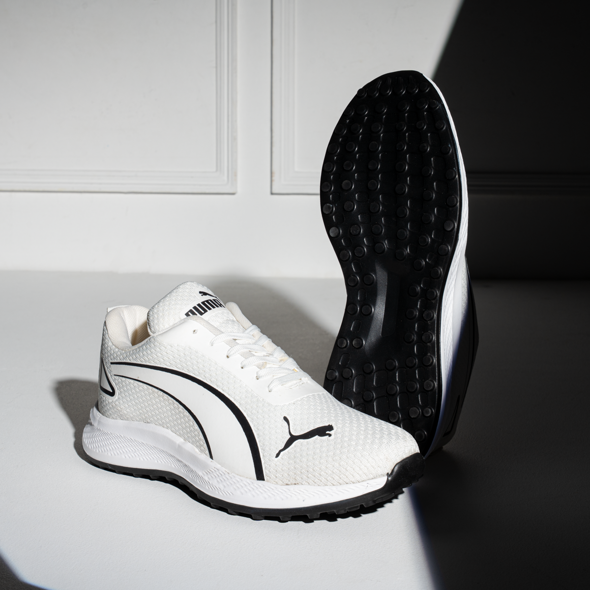 Lightweight Breathable Knitted Sneakers