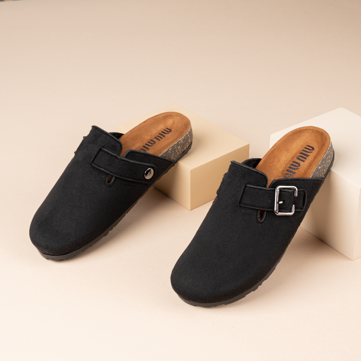 Premium  suede clogs