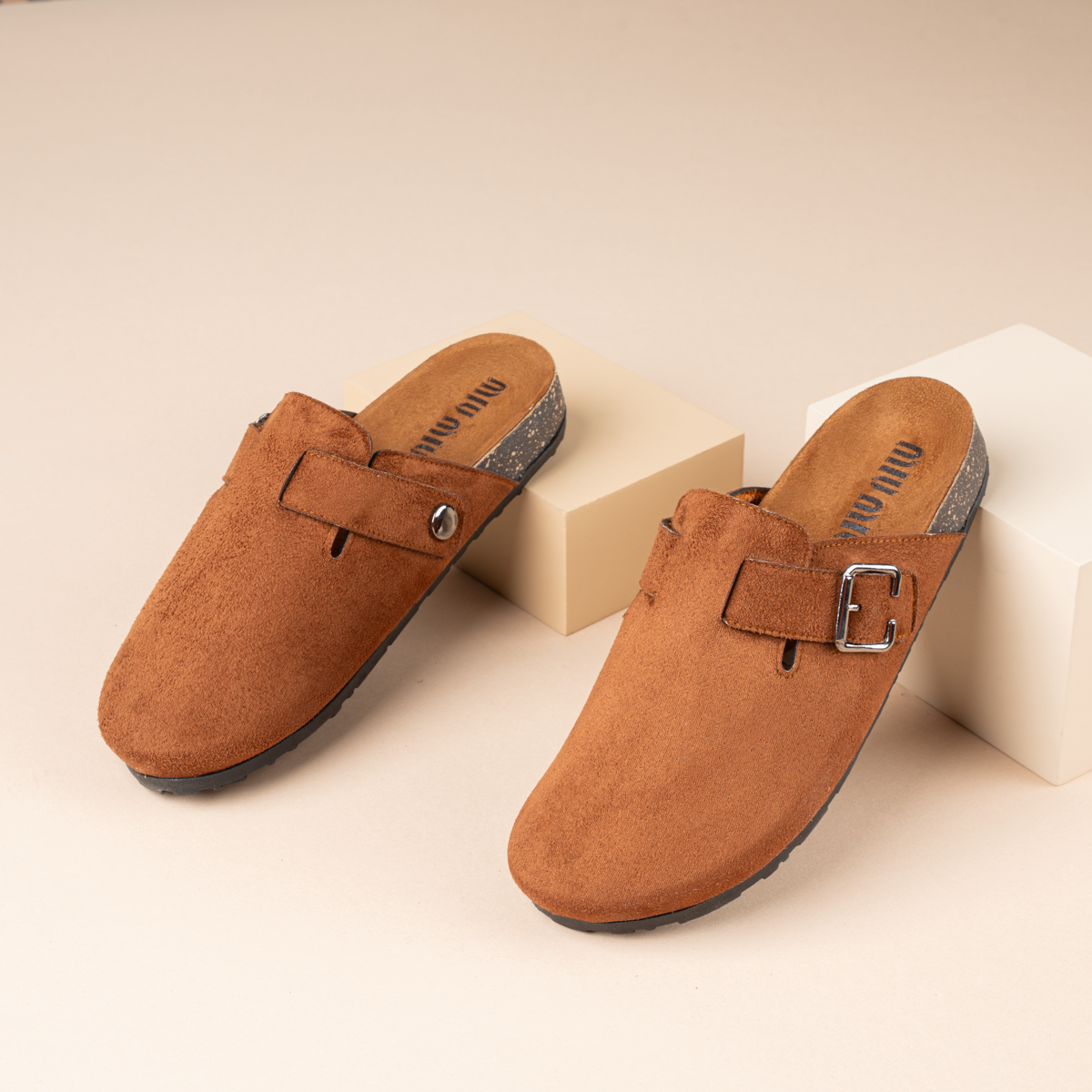 Premium  suede clogs