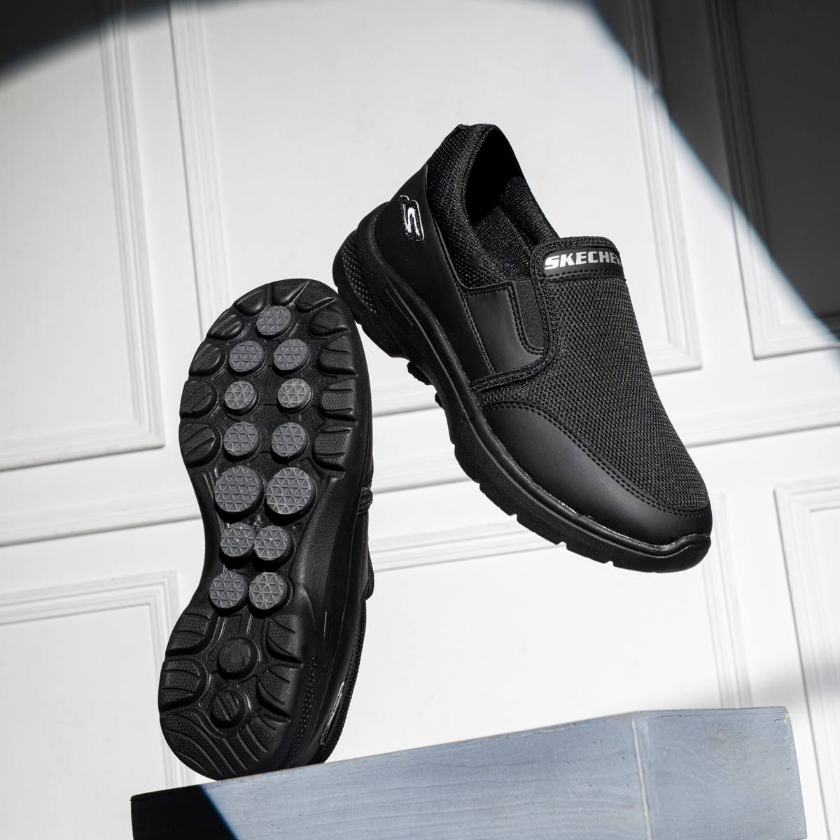 Women’s Skechers New S – Ultra Light EVA