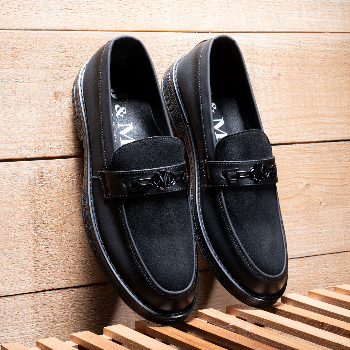 Men's Chain-Strap Leather Loafer