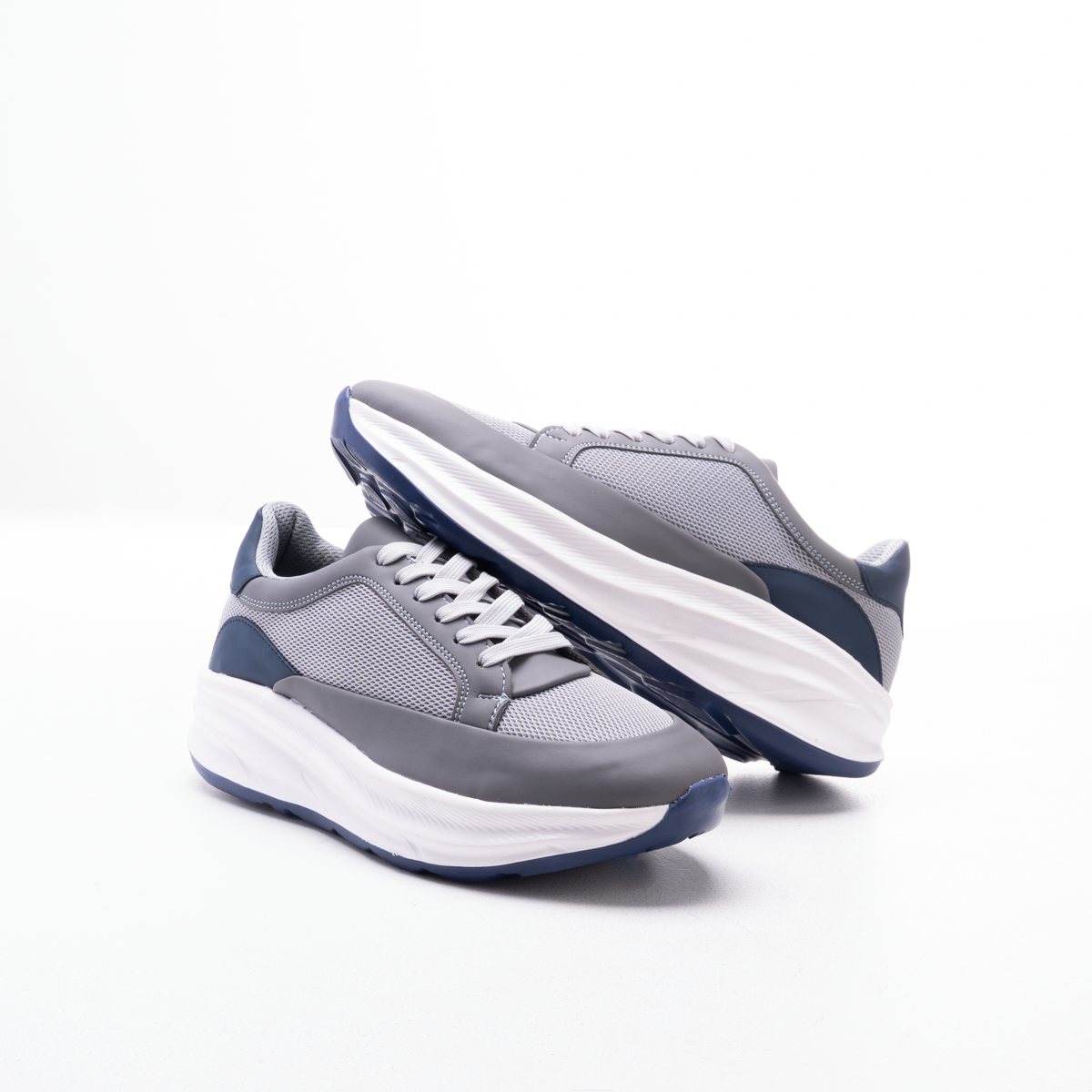 Mesh Leather Sneaker
