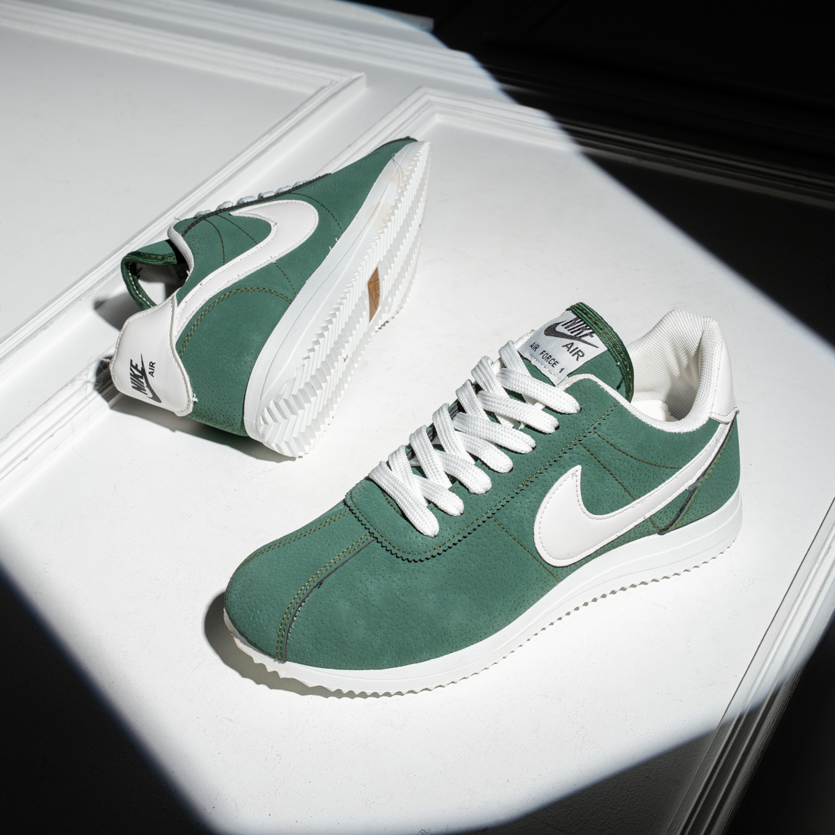 Nike Cortez Leather Sneaker