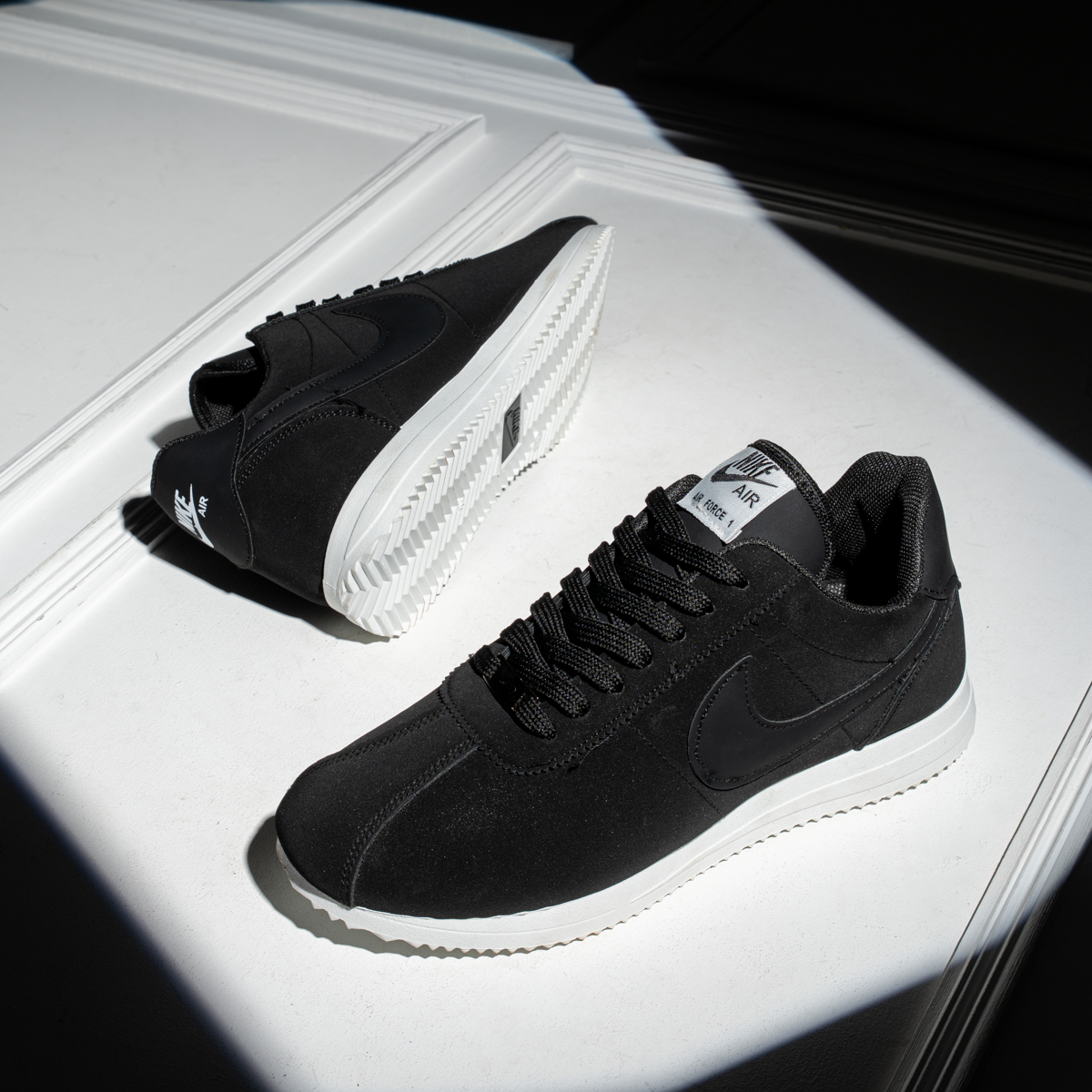 Nike Cortez Leather Sneaker
