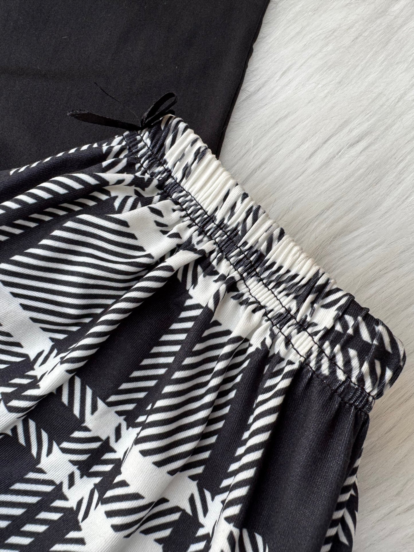 Cozy Checkered Pajama Set – Soft Cotton 2-Piece