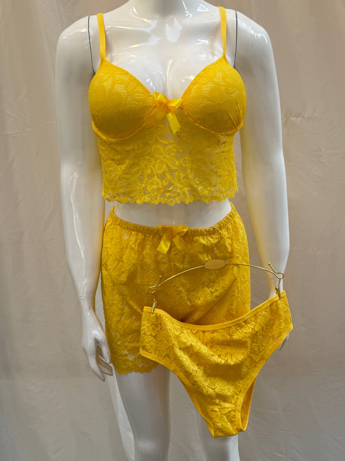 3-Piece Soft Lounge Set – Bralette, Shorts & Panty