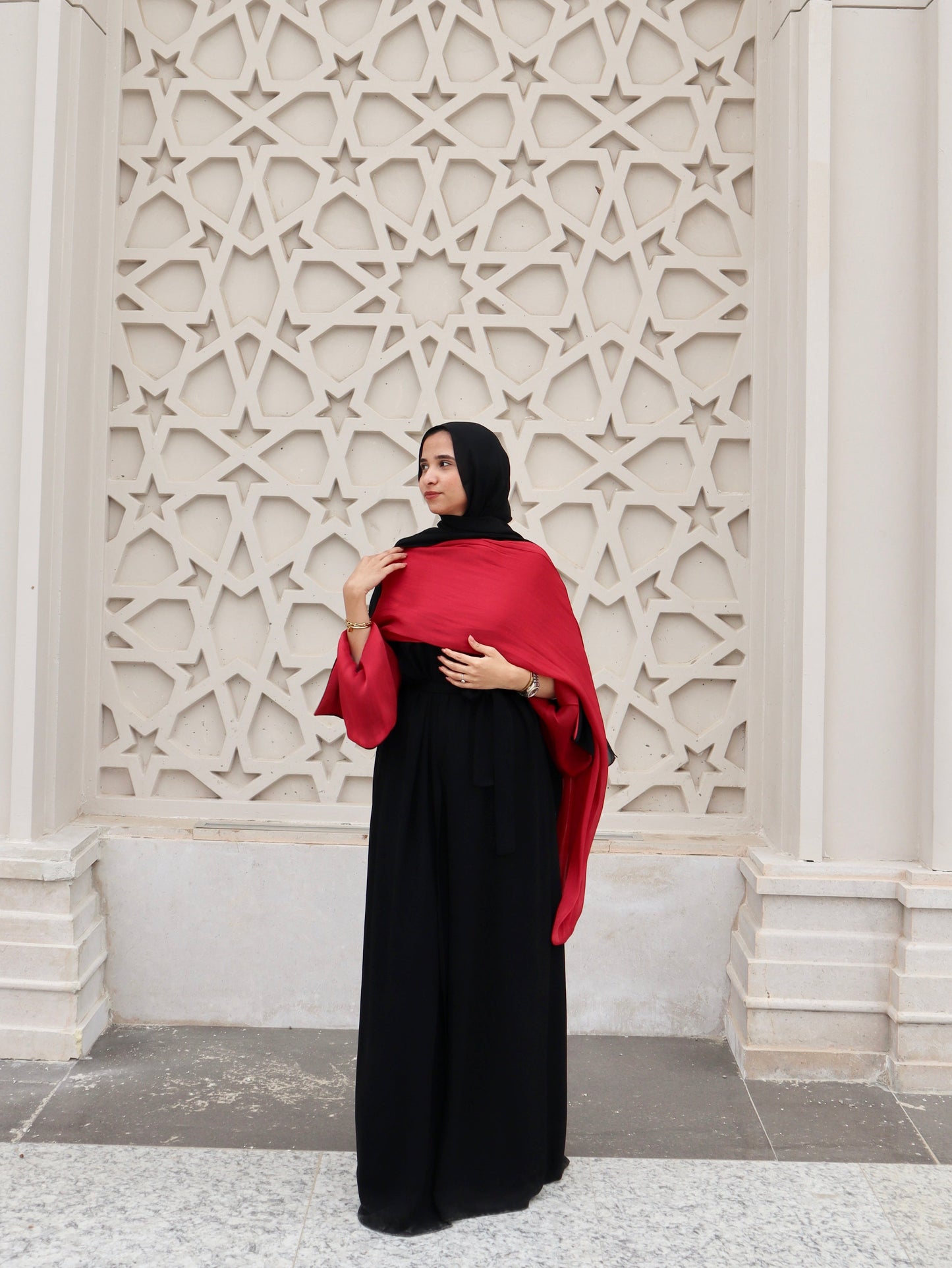 Elegant Open Abaya with Organza Shawl