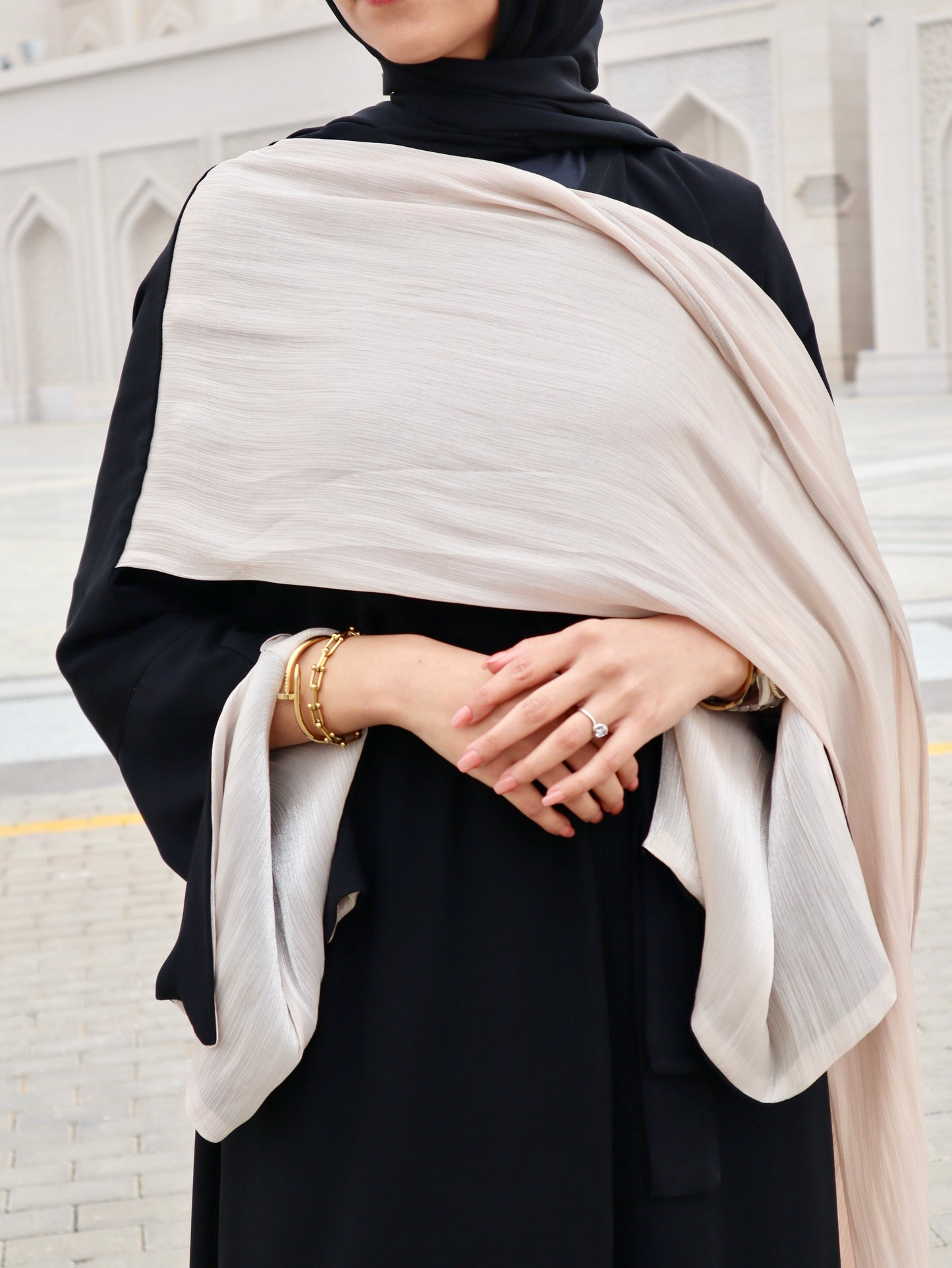 Elegant Open Abaya with Organza Shawl