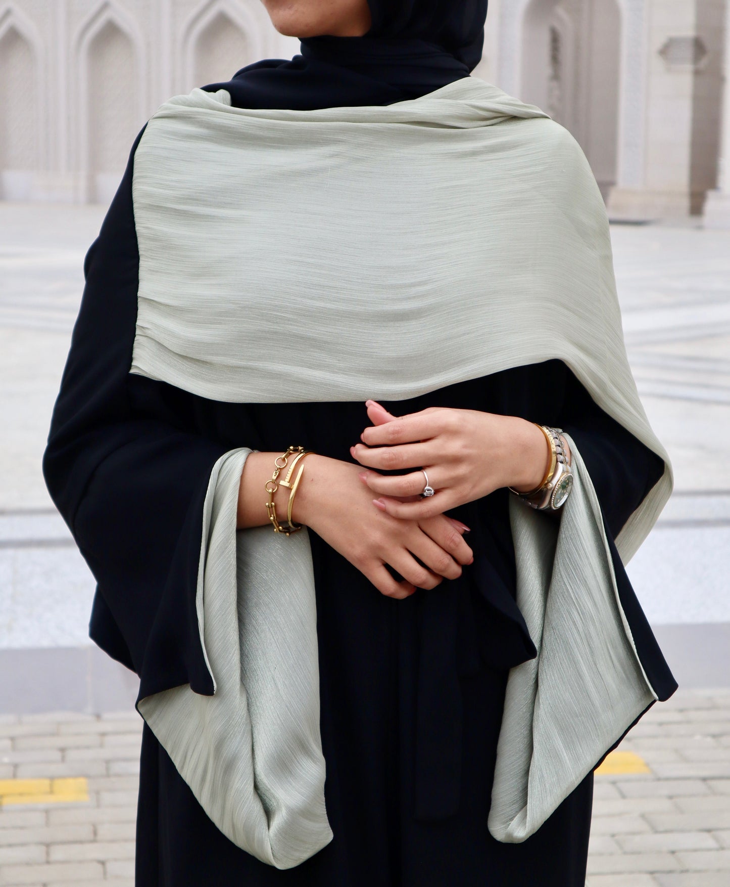 Elegant Open Abaya with Organza Shawl