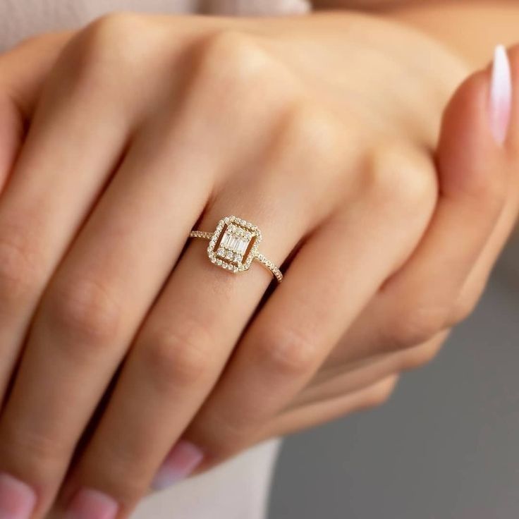 Lazurde Minimal Ring